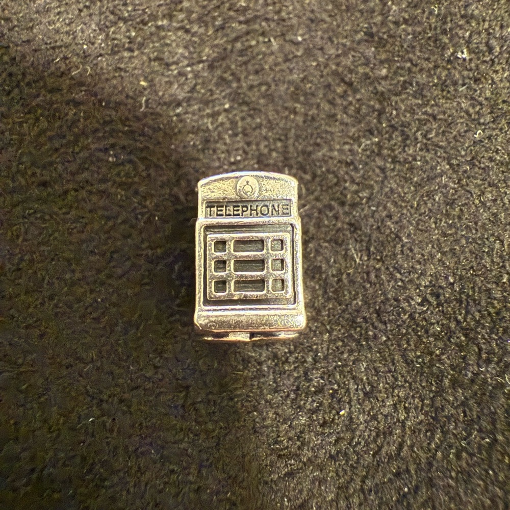 Pandora Authentic Silver Telephone Booth Charm